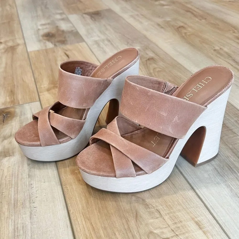 NWT Chelsea Violet Kapri Leather Platform Heels Sandals 9 1/2